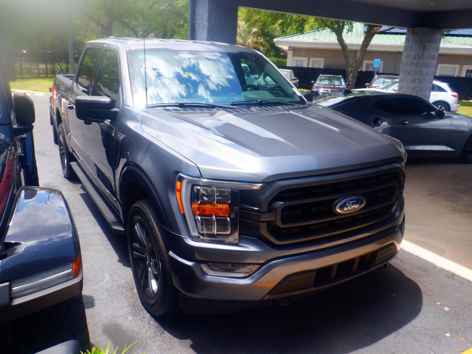 2023 Ford F-150 Hybrid XLT AWD