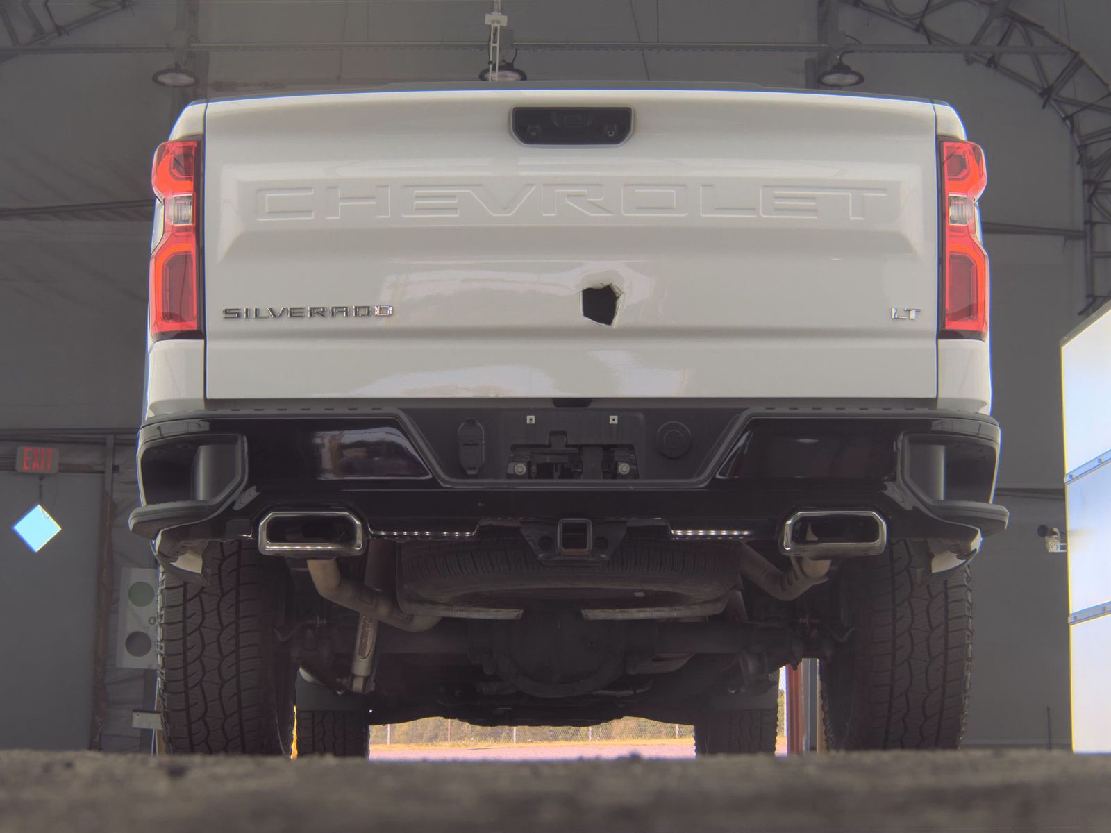 CHEVROLET SILVERADO - 8