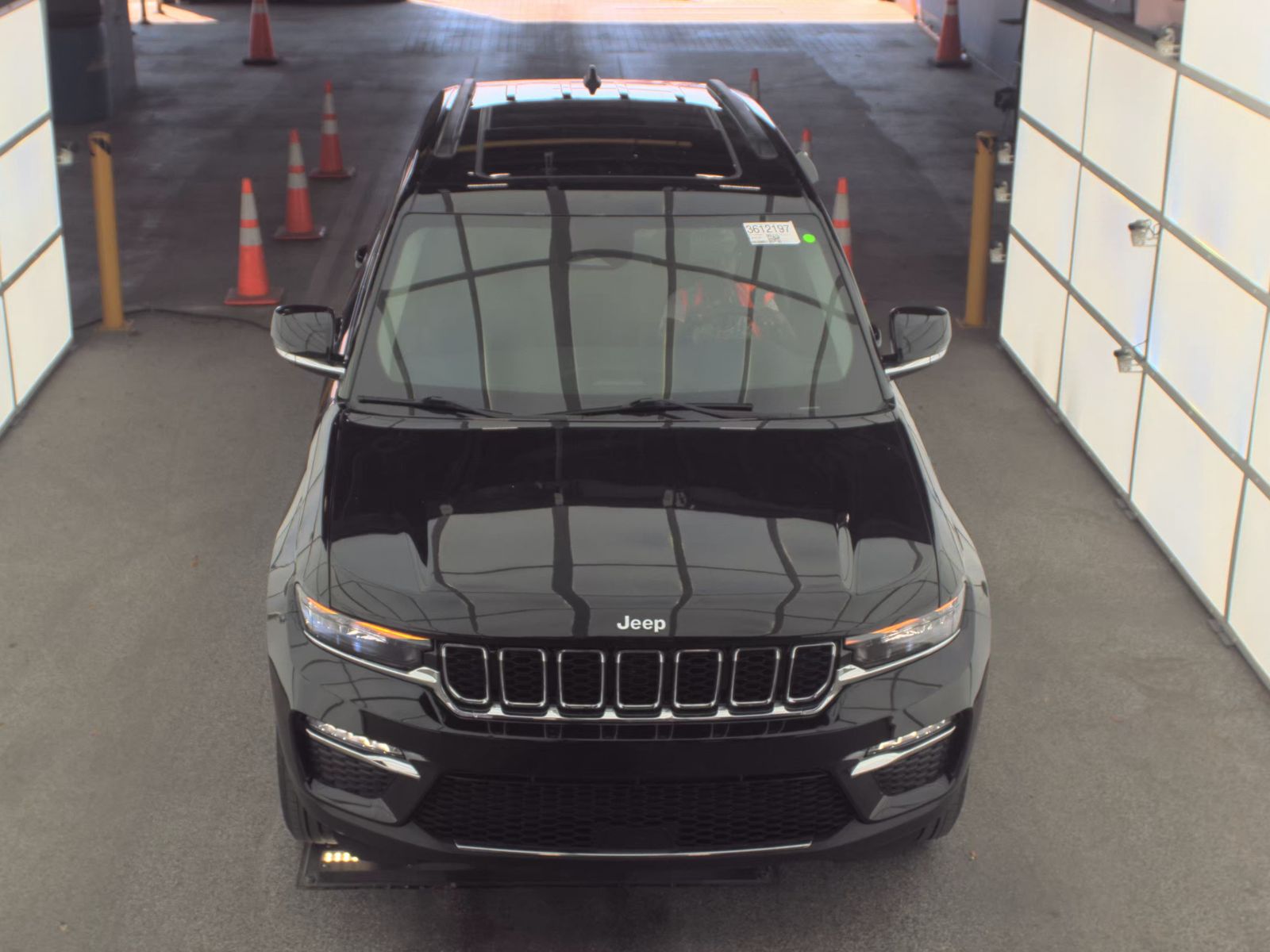 JEEP GRAND CHEROKEE - 3
