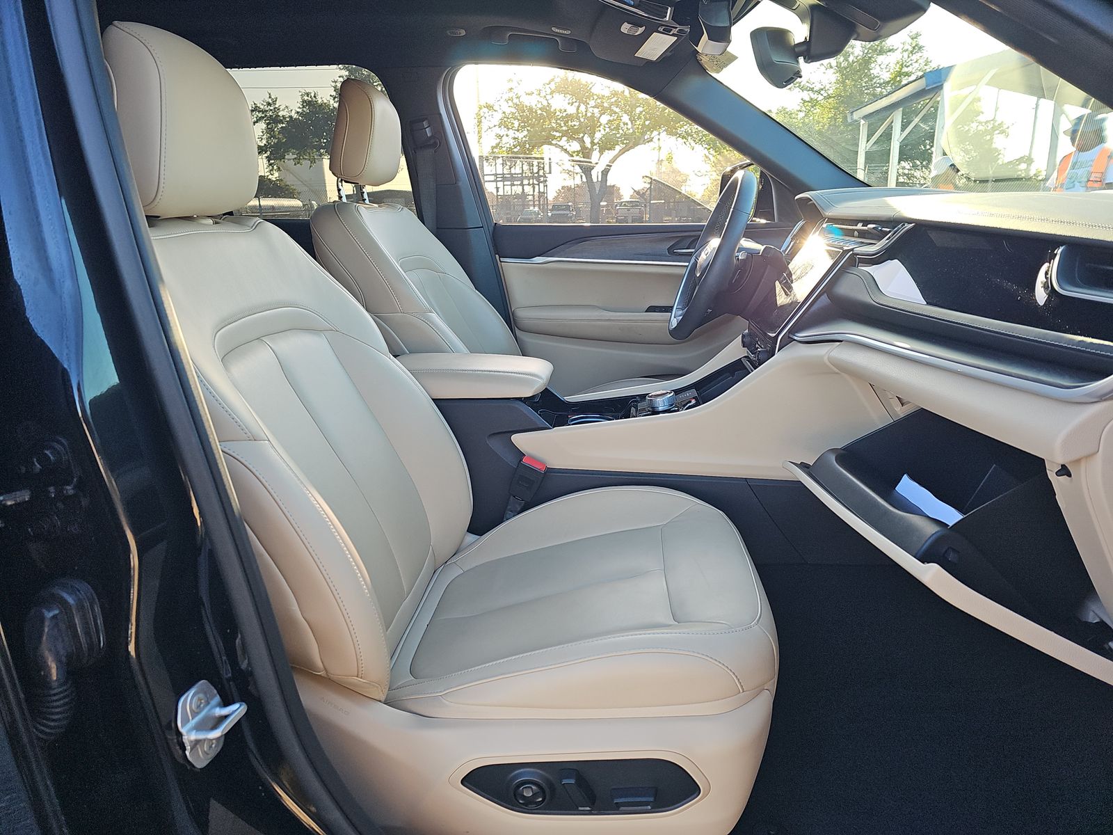 JEEP GRAND CHEROKEE - 9