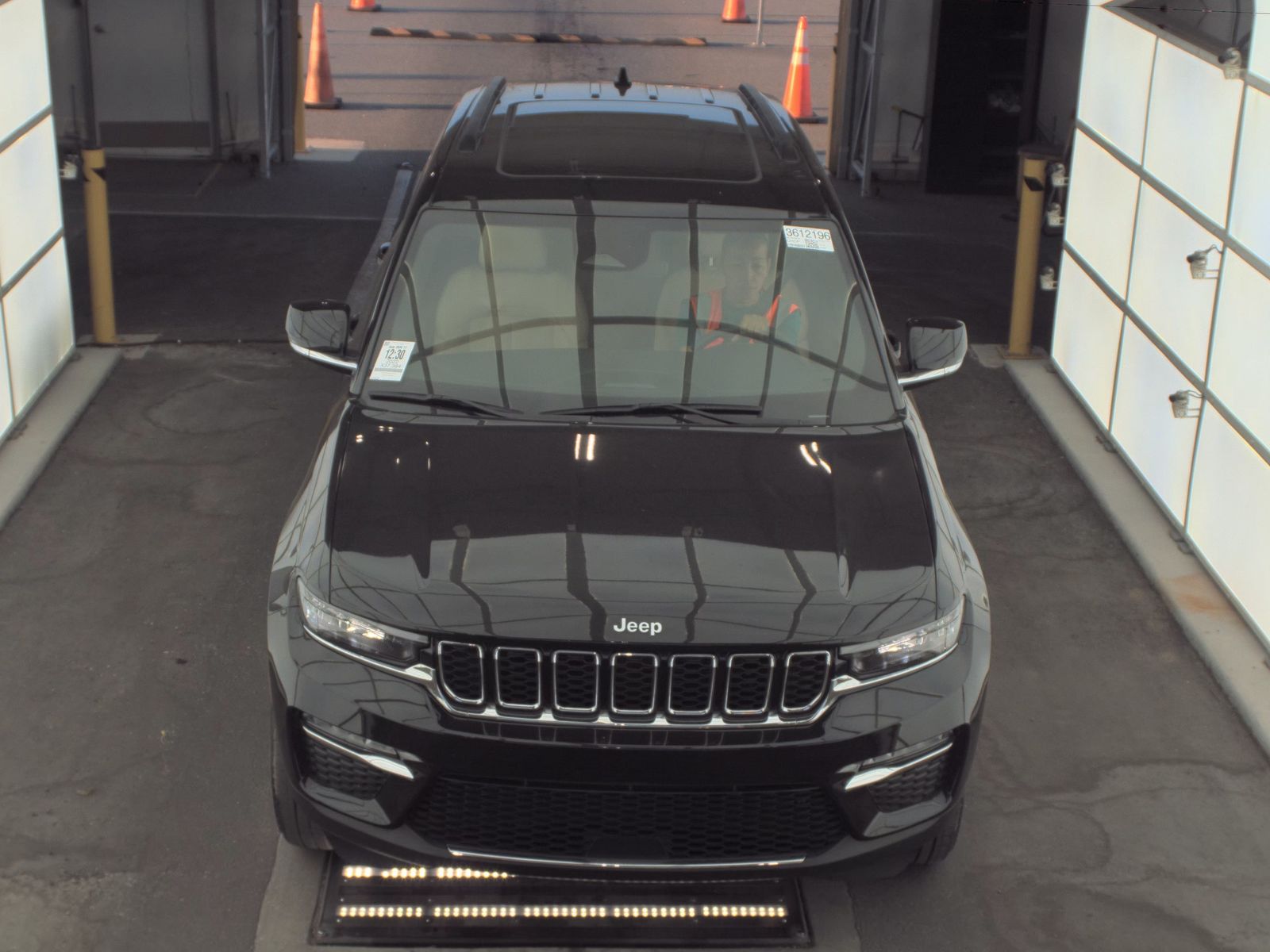 JEEP GRAND CHEROKEE - 3