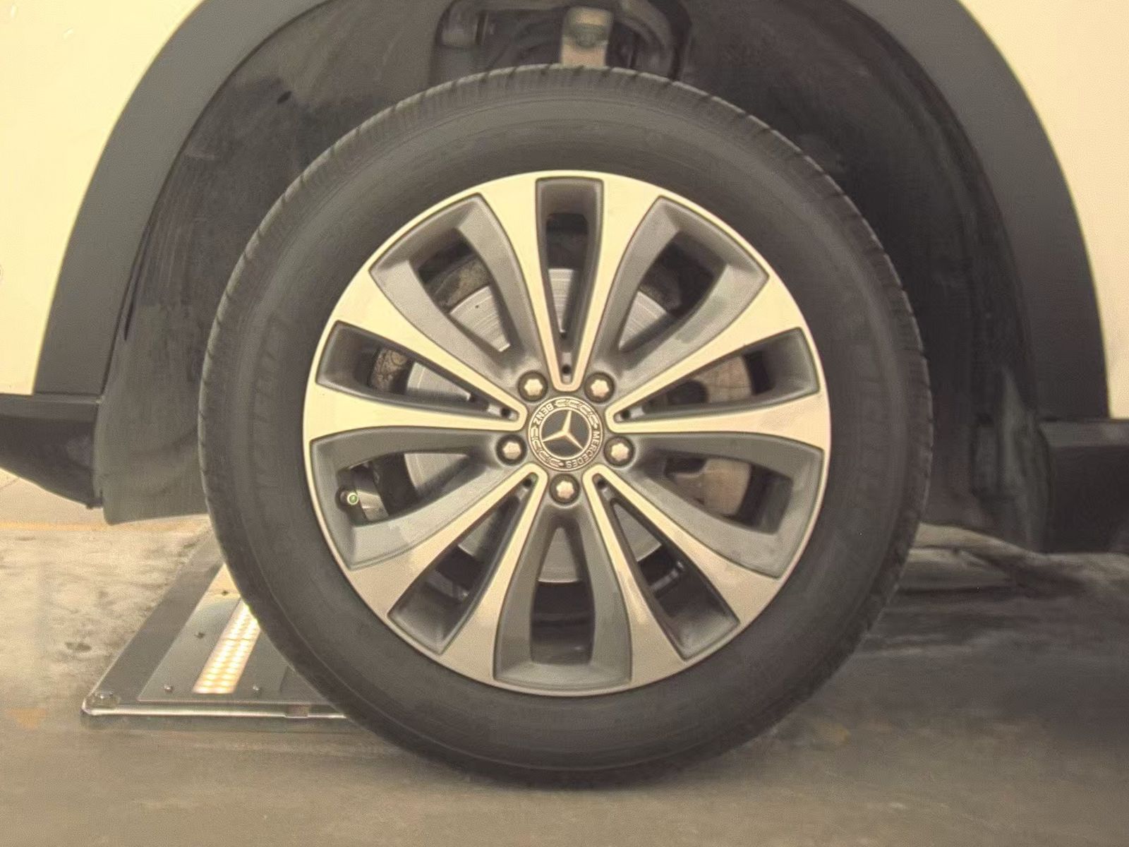 MERCEDES-BENZ GLE-CLASS - 10