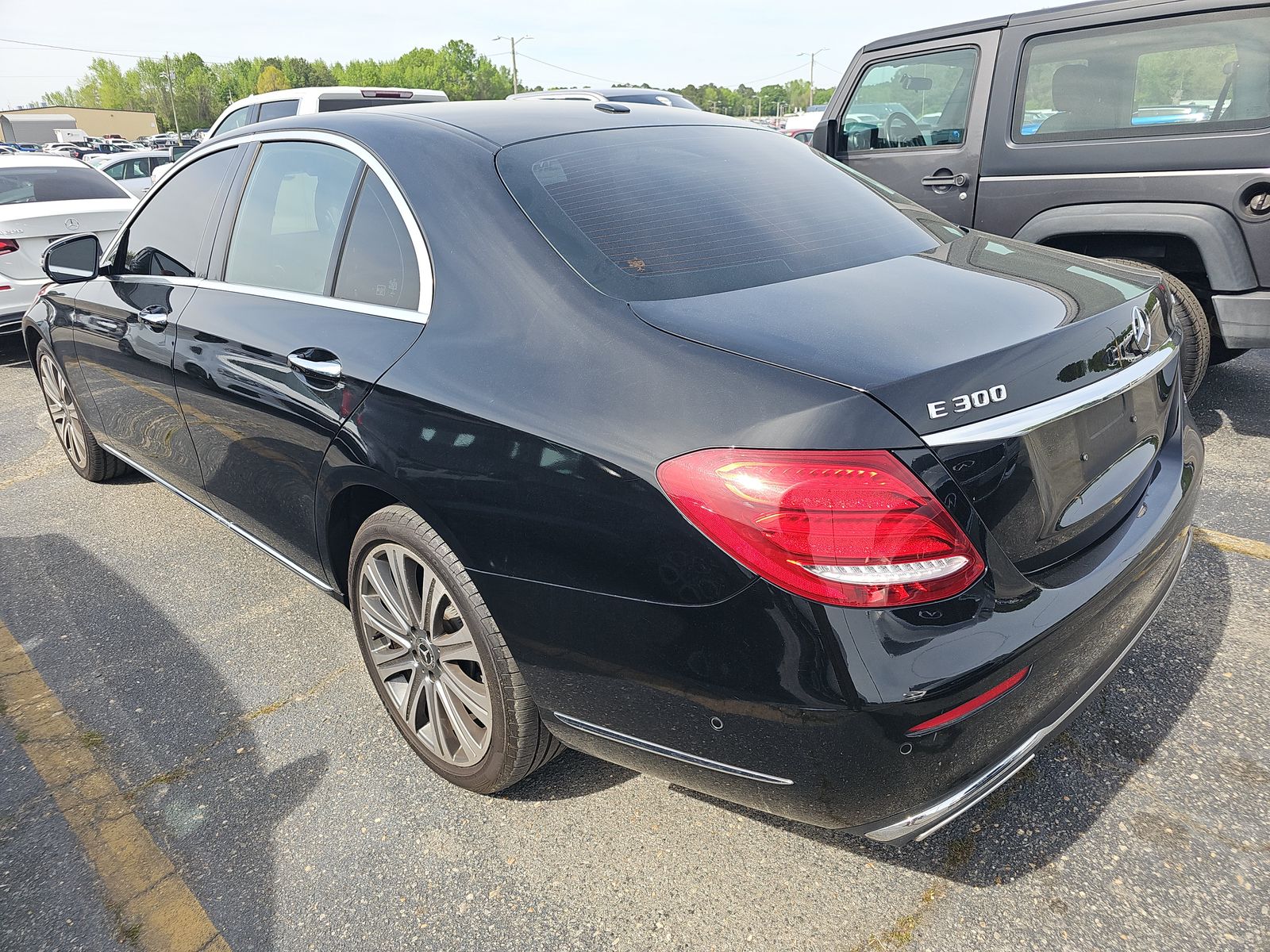 MERCEDES-BENZ E-CLASS - 7