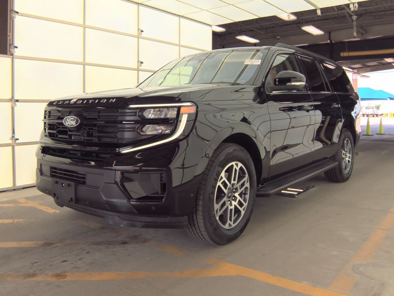 FORD EXPEDITION MAX - 1
