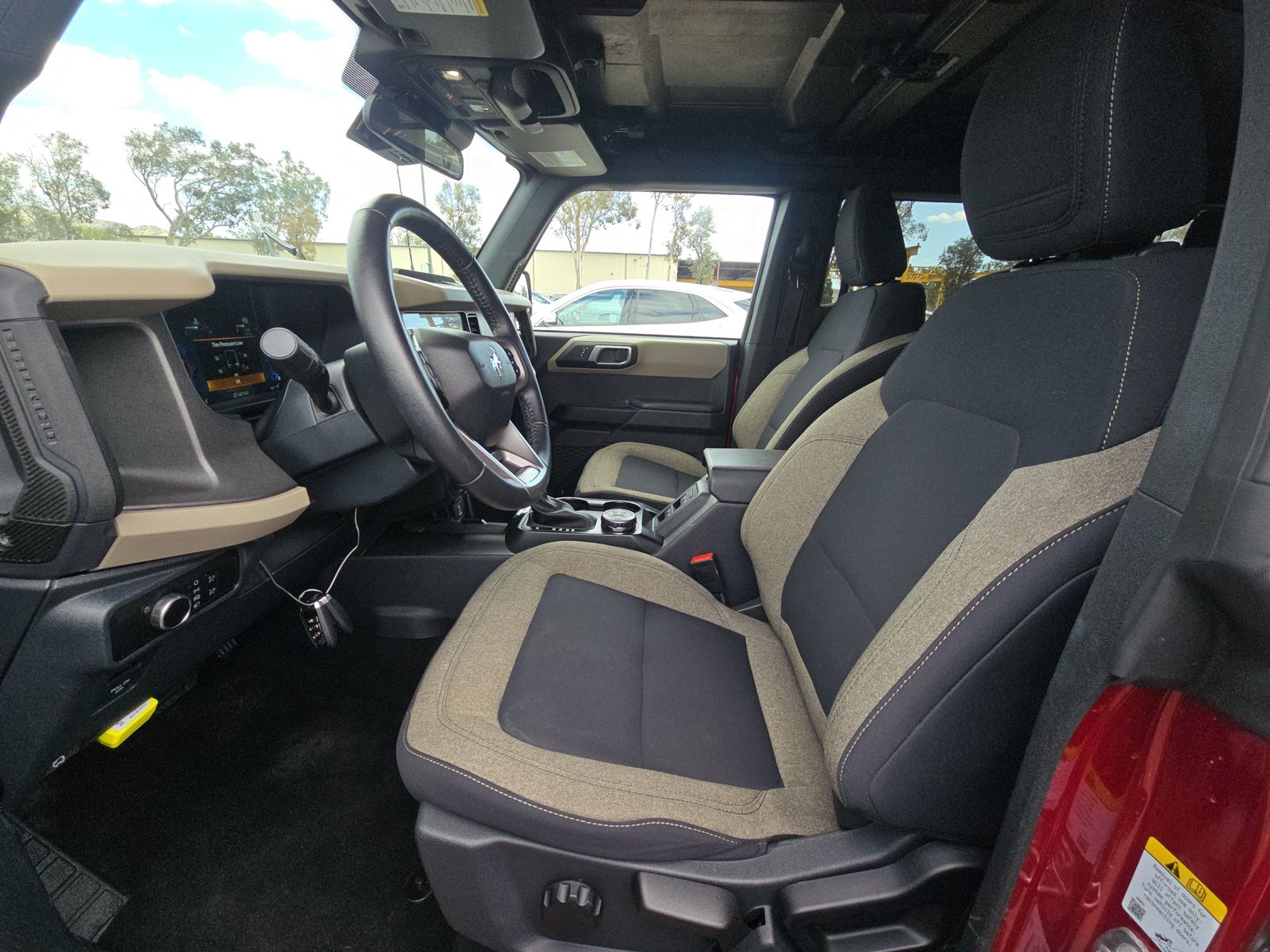 FORD BRONCO - 8
