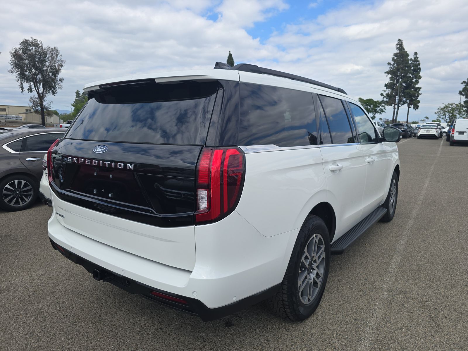FORD EXPEDITION - 5