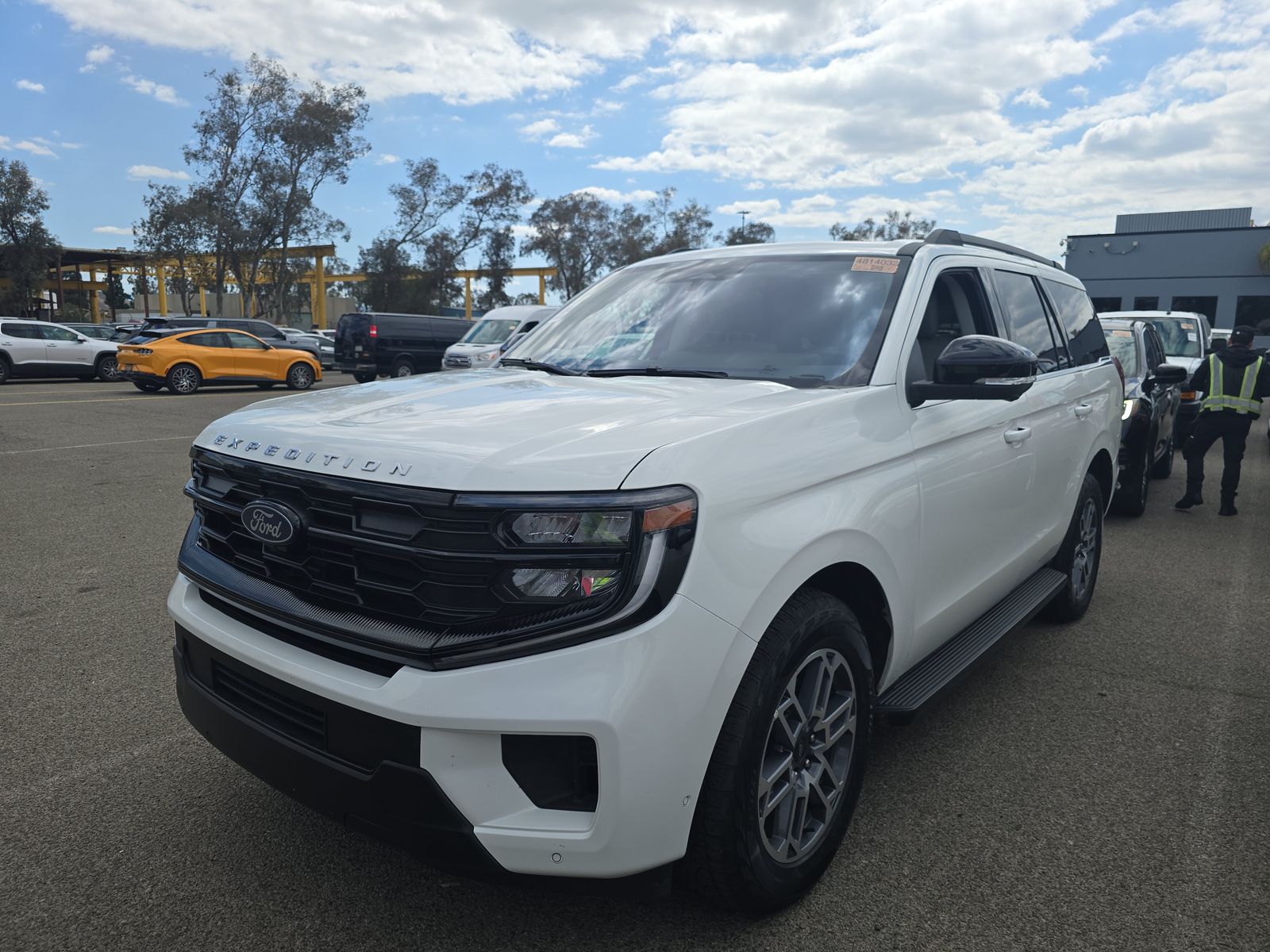 FORD EXPEDITION - 1