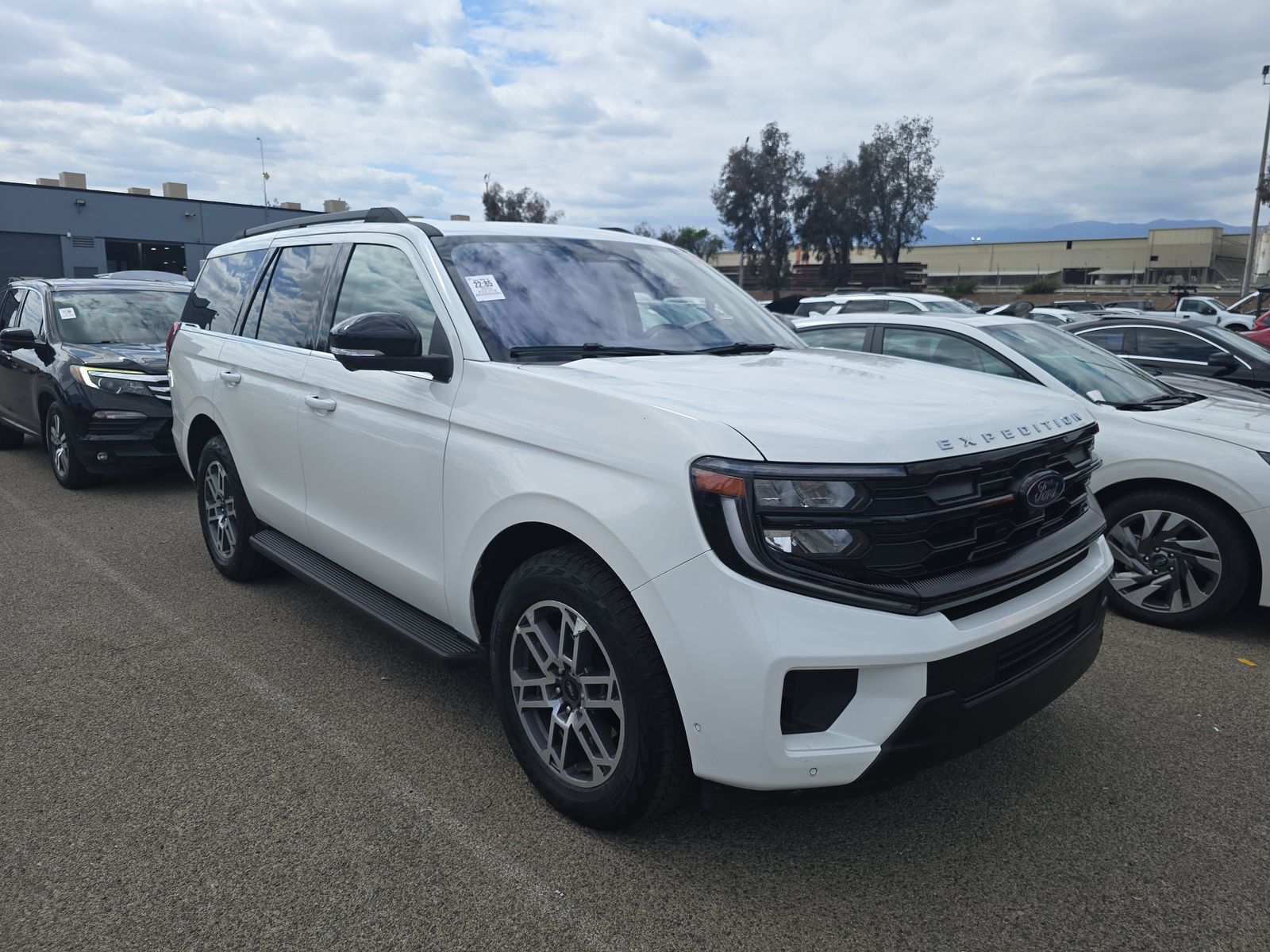 FORD EXPEDITION - 4