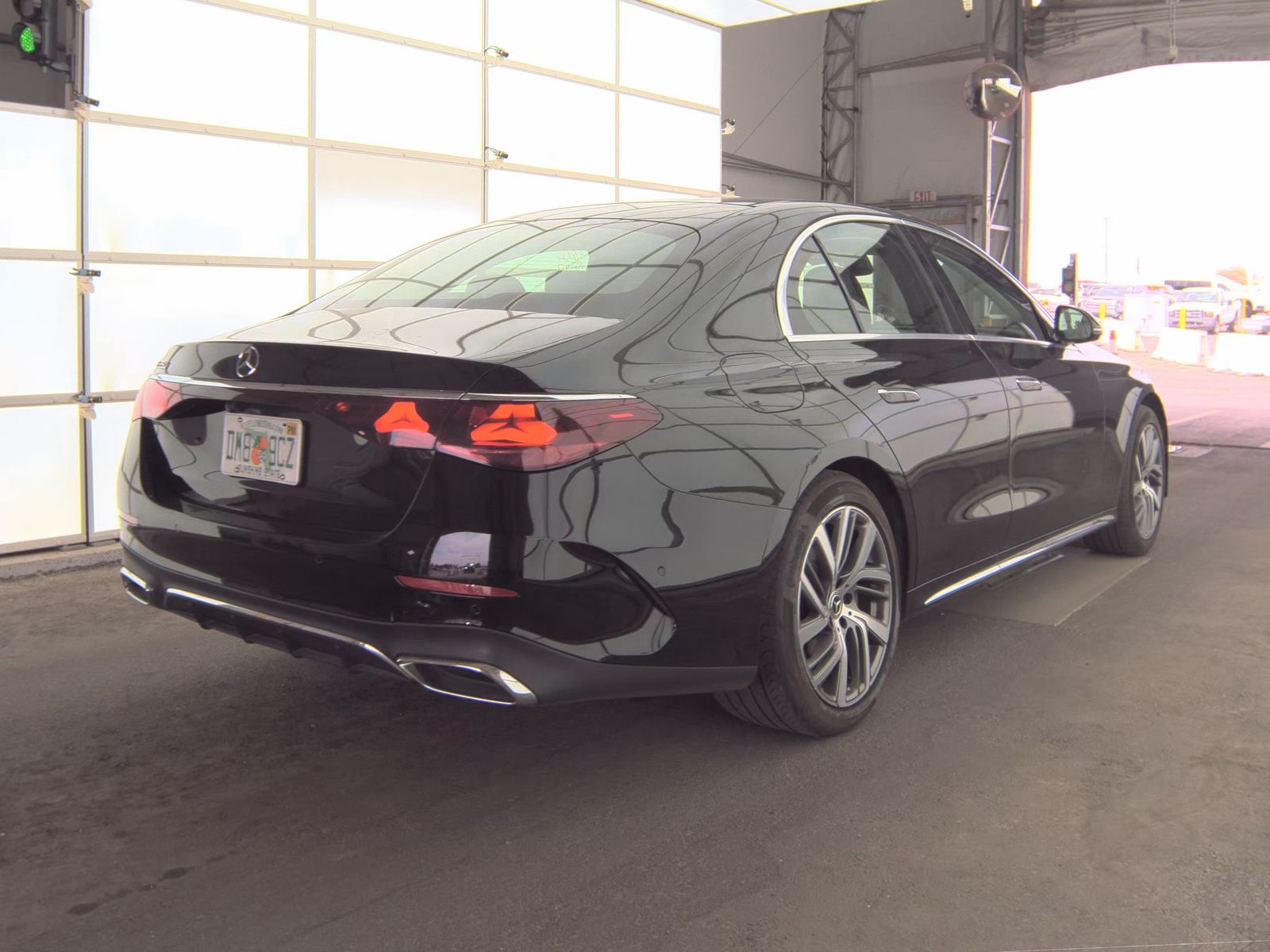 MERCEDES-BENZ E-CLASS - 5