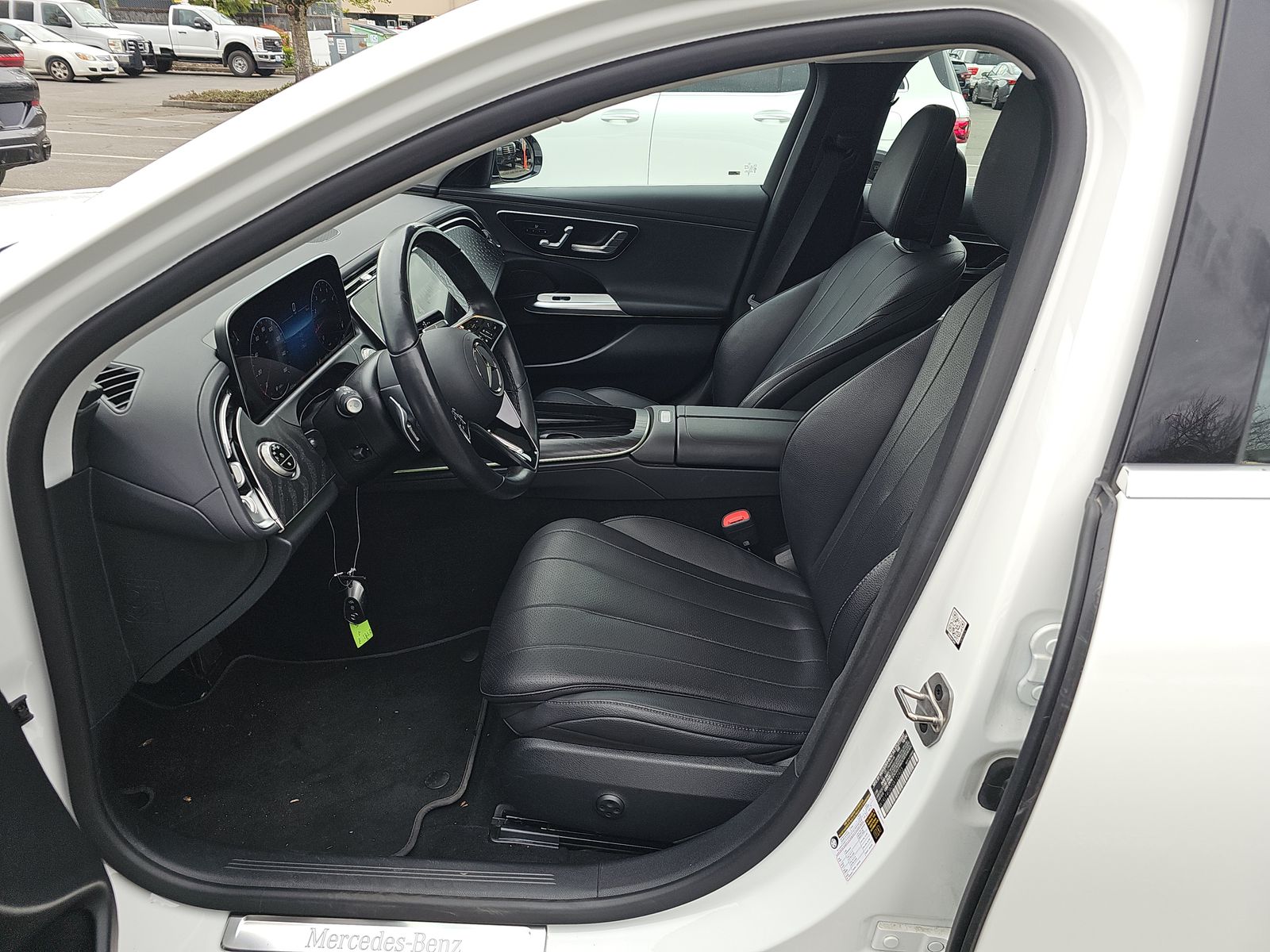 MERCEDES-BENZ E-CLASS - 8