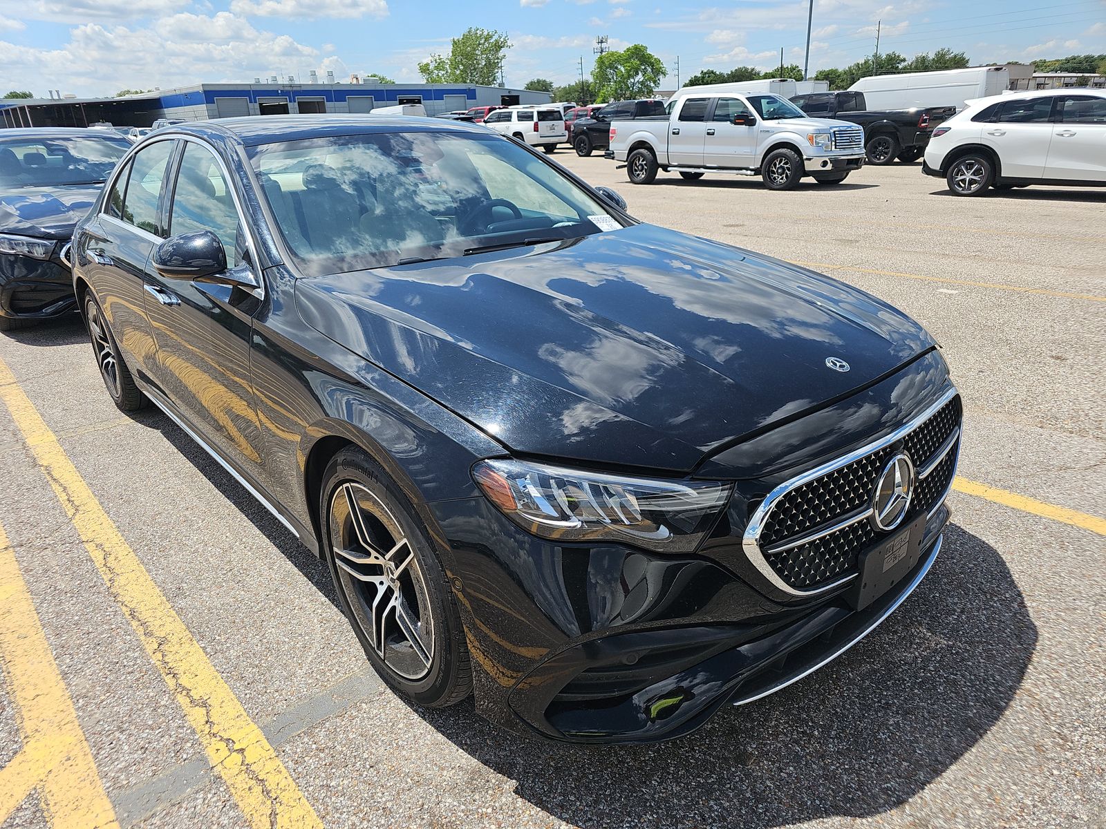 MERCEDES-BENZ E-CLASS - 4