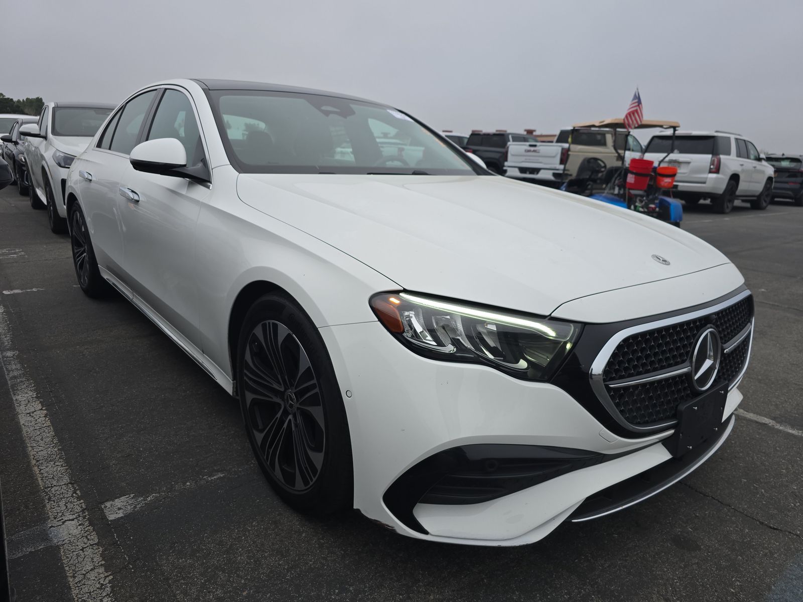 MERCEDES-BENZ E-CLASS - 4