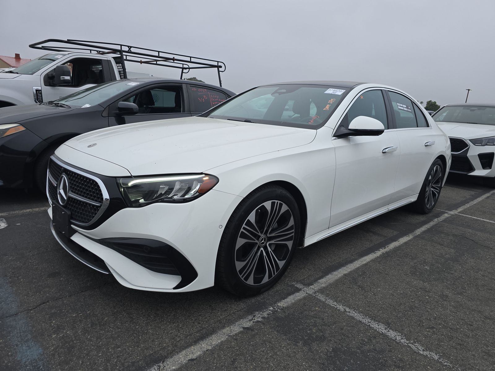 MERCEDES-BENZ E-CLASS - 1