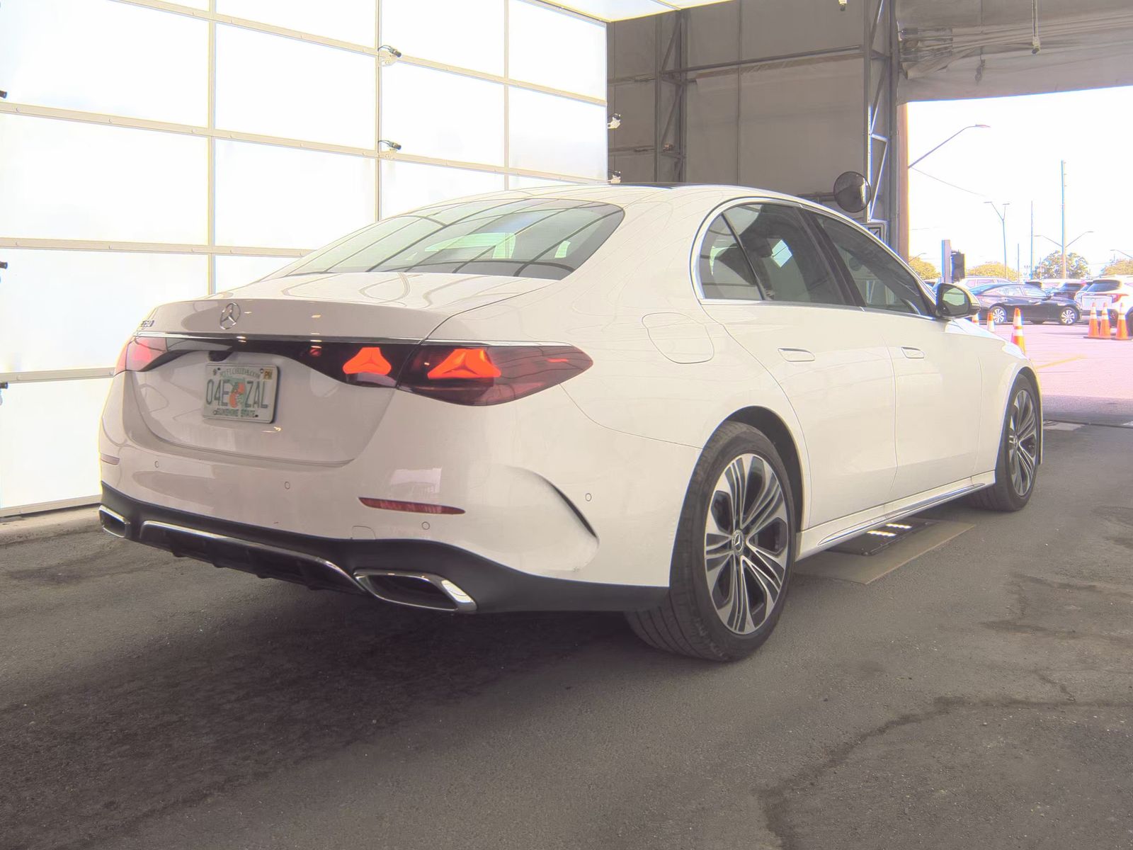 MERCEDES-BENZ E-CLASS - 5