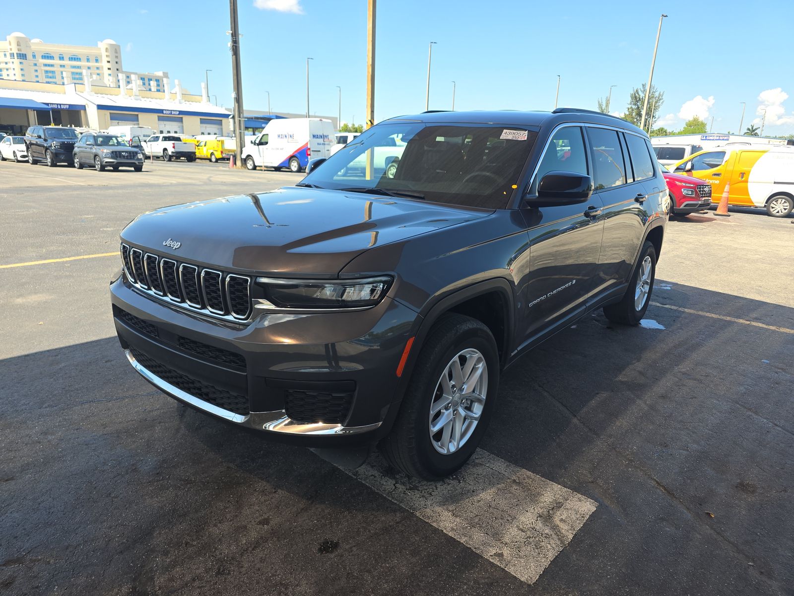 JEEP GRAND CHEROKEE - 1