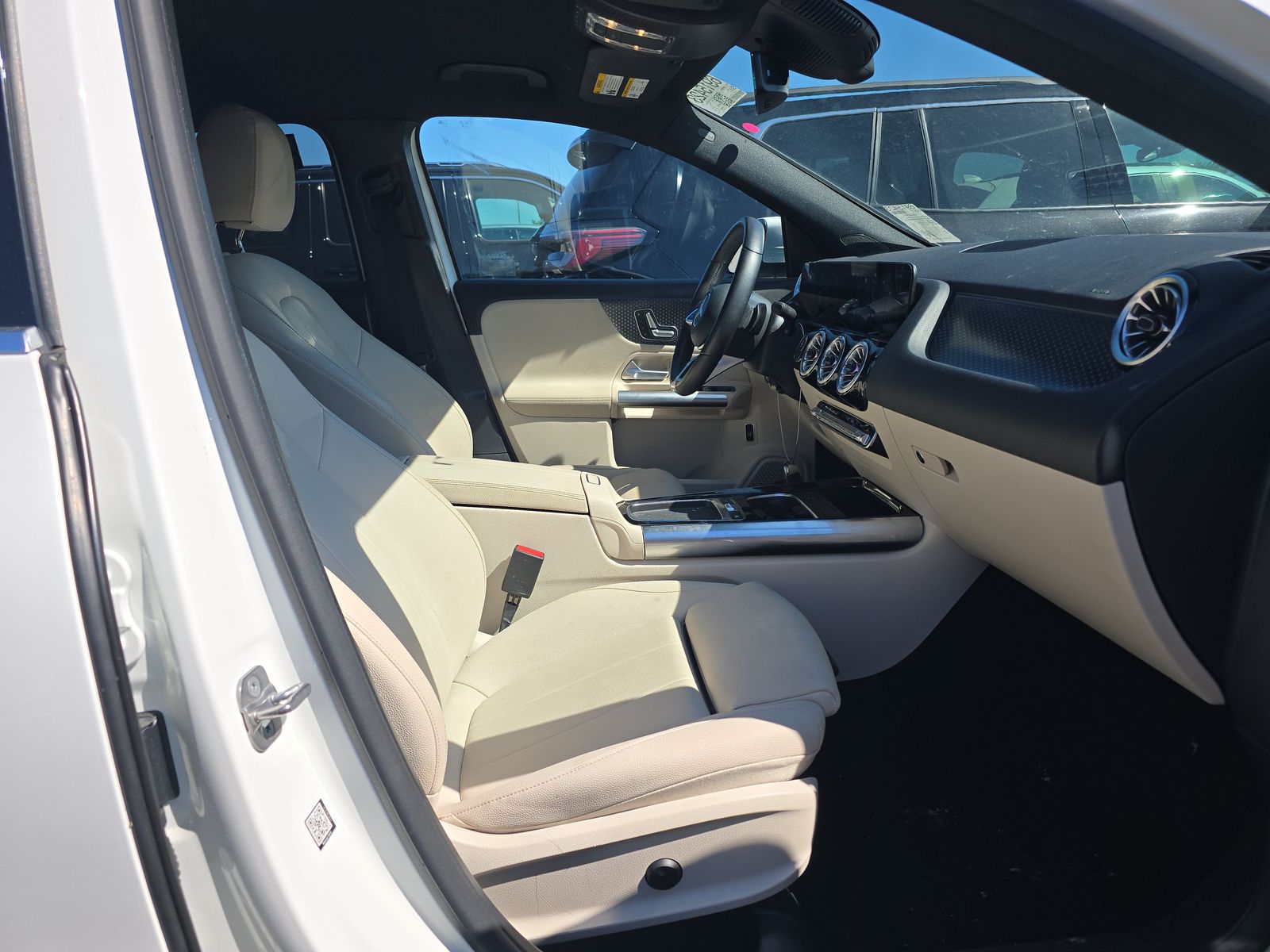 MERCEDES-BENZ GLA-CLASS - 9