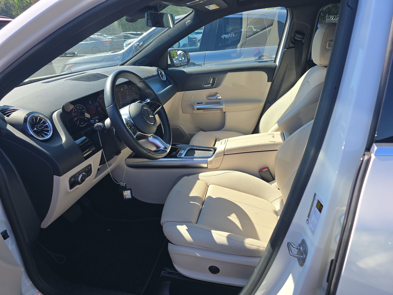 MERCEDES-BENZ GLA-CLASS - 8