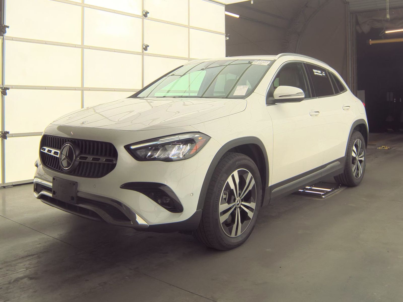 MERCEDES-BENZ GLA-CLASS - 1