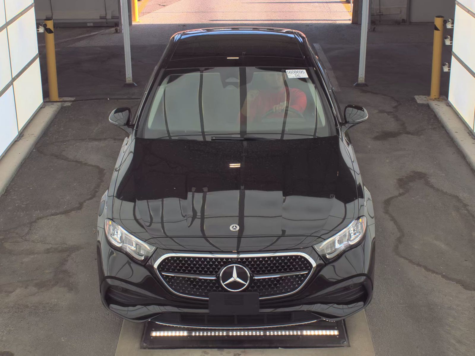 MERCEDES-BENZ E-CLASS - 1