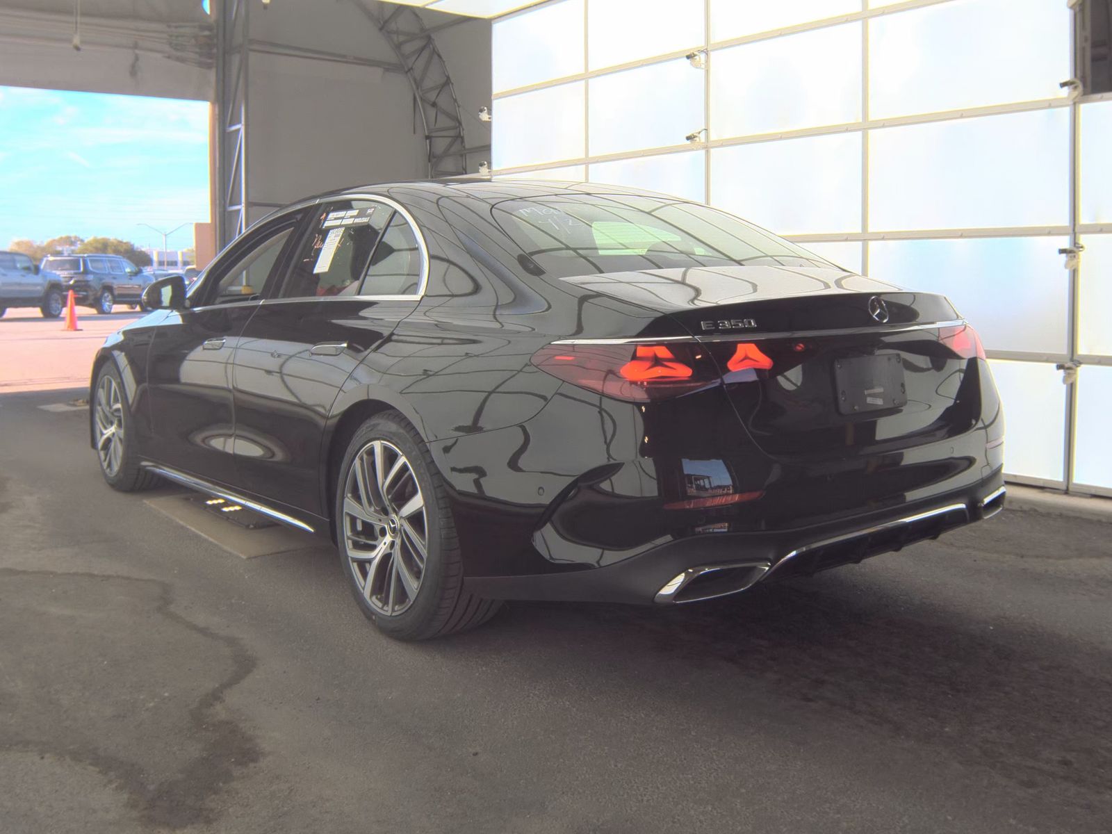 MERCEDES-BENZ E-CLASS - 6