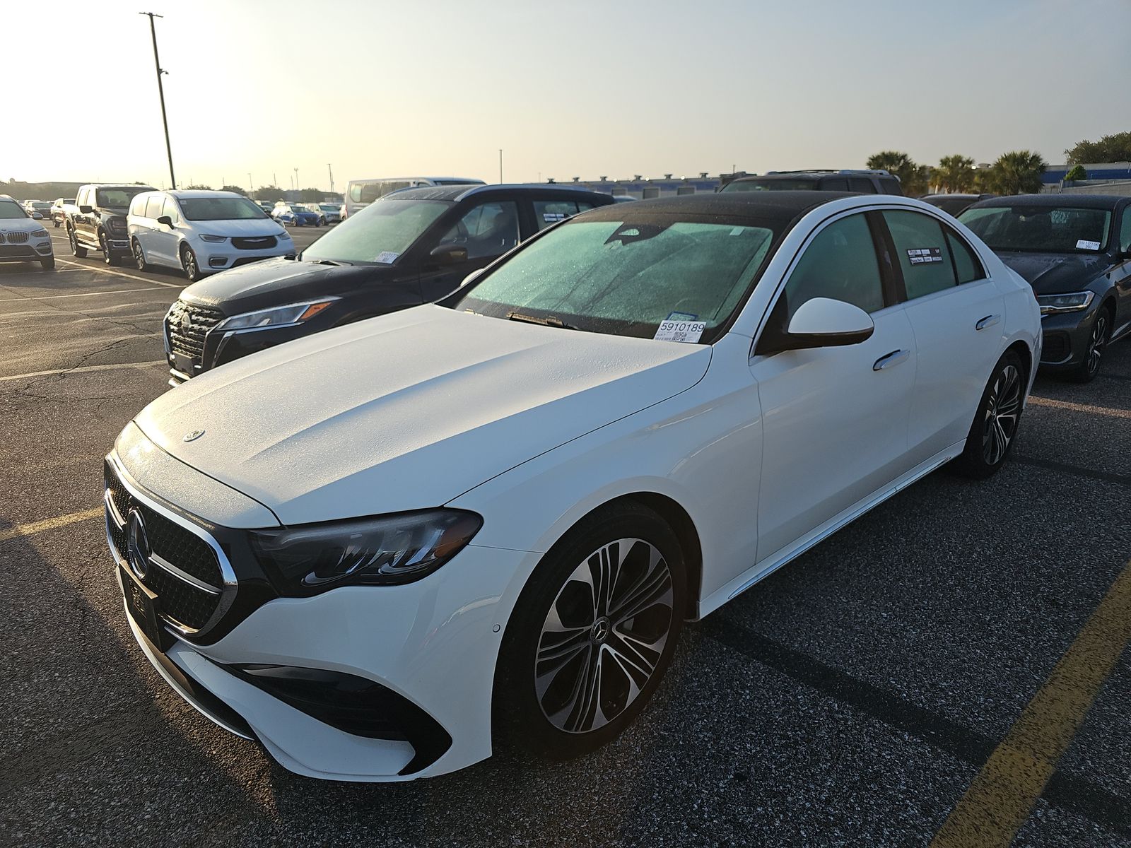 MERCEDES-BENZ E-CLASS - 1