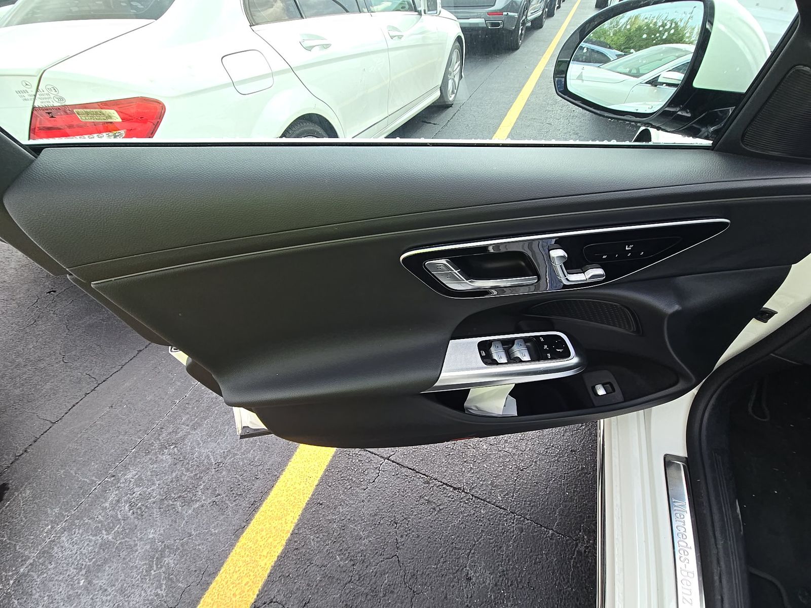 MERCEDES-BENZ E-CLASS - 10