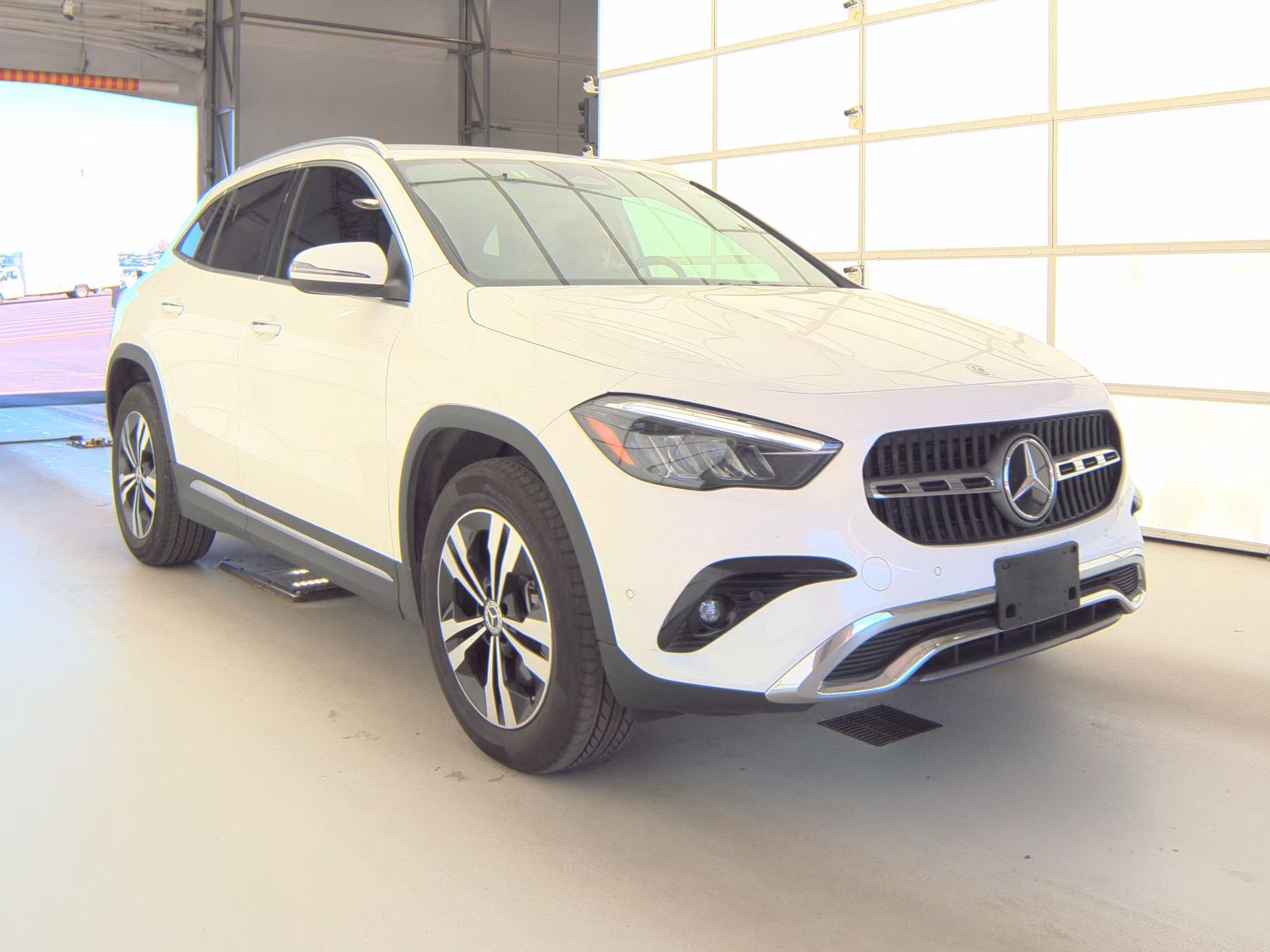 MERCEDES-BENZ GLA-CLASS - 4
