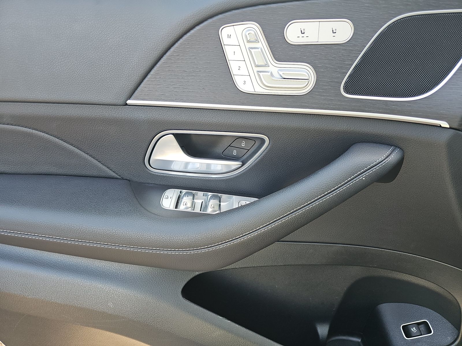 MERCEDES-BENZ GLE-CLASS - 10