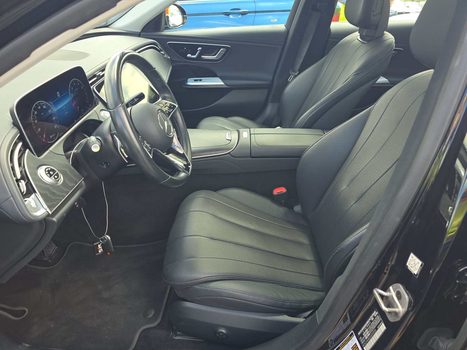 MERCEDES-BENZ E-CLASS - 8