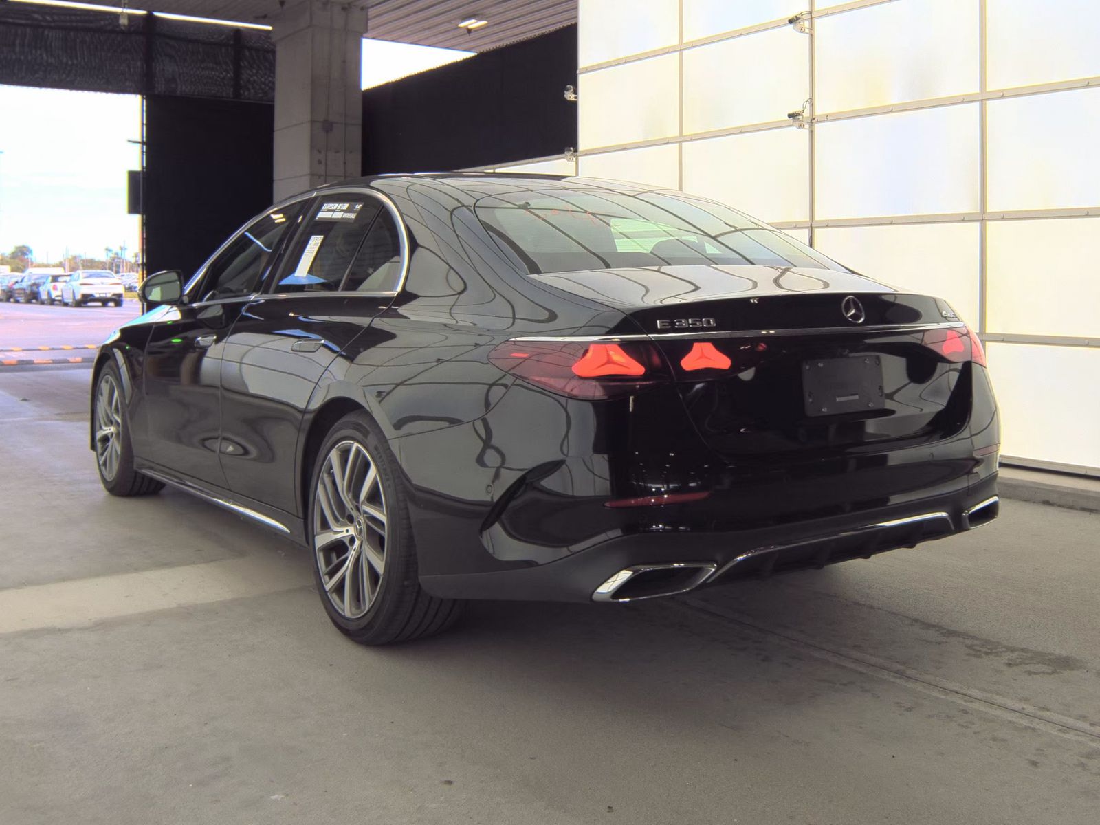 MERCEDES-BENZ E-CLASS - 7