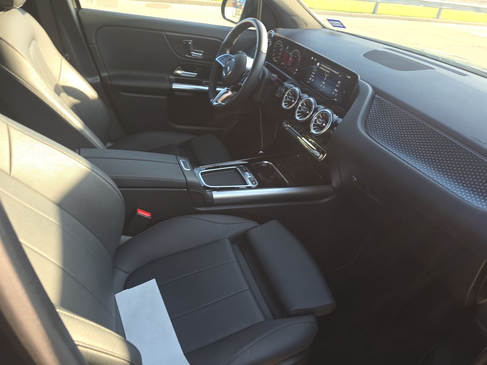 MERCEDES-BENZ GLA-CLASS - 9