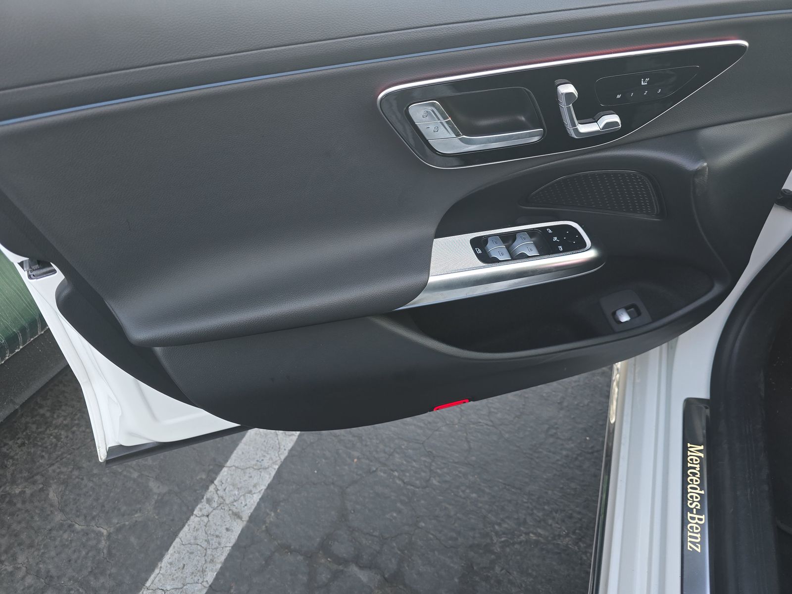 MERCEDES-BENZ E-CLASS - 10