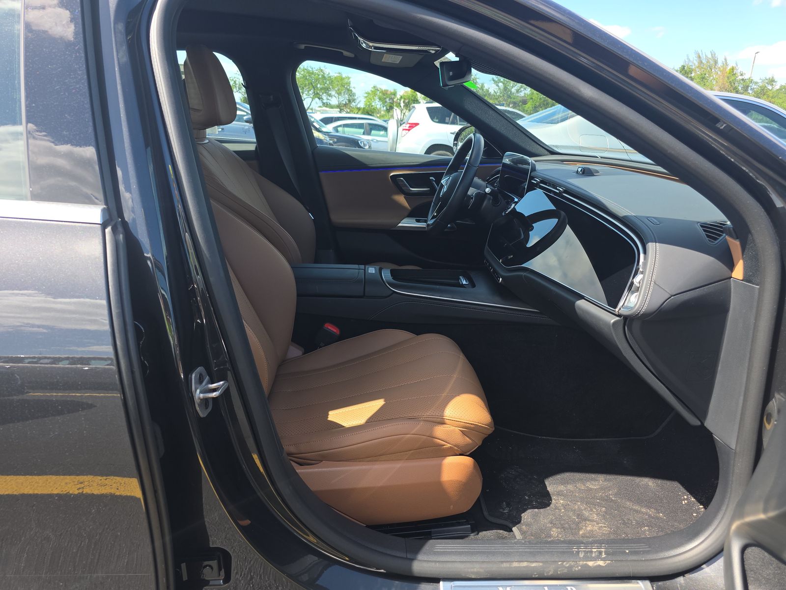 MERCEDES-BENZ E-CLASS - 9