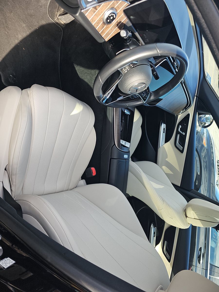 MERCEDES-BENZ E-CLASS - 8