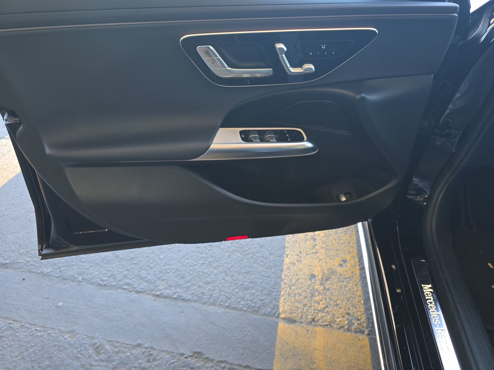 MERCEDES-BENZ E-CLASS - 10