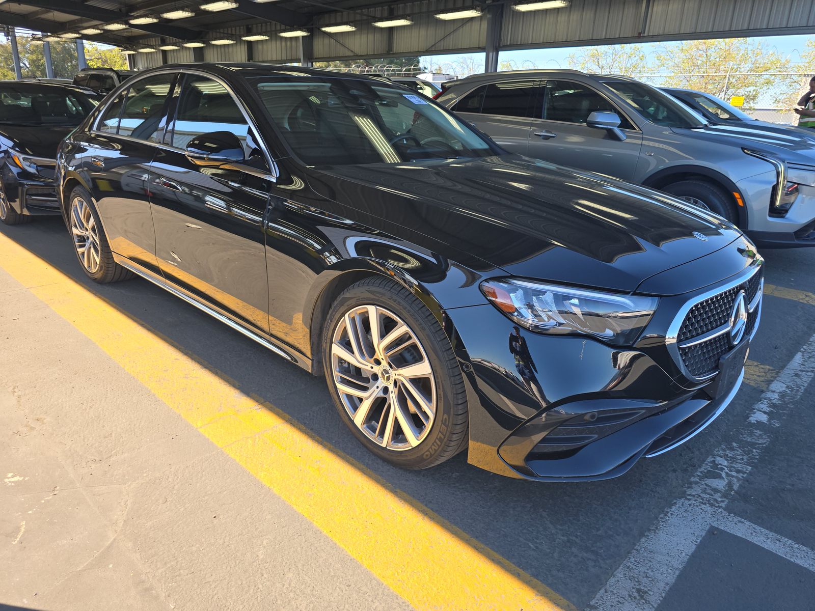 MERCEDES-BENZ E-CLASS - 4