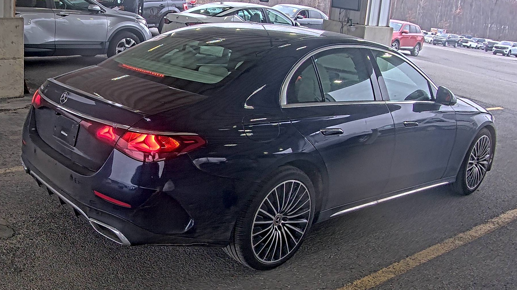 MERCEDES-BENZ E-CLASS - 5