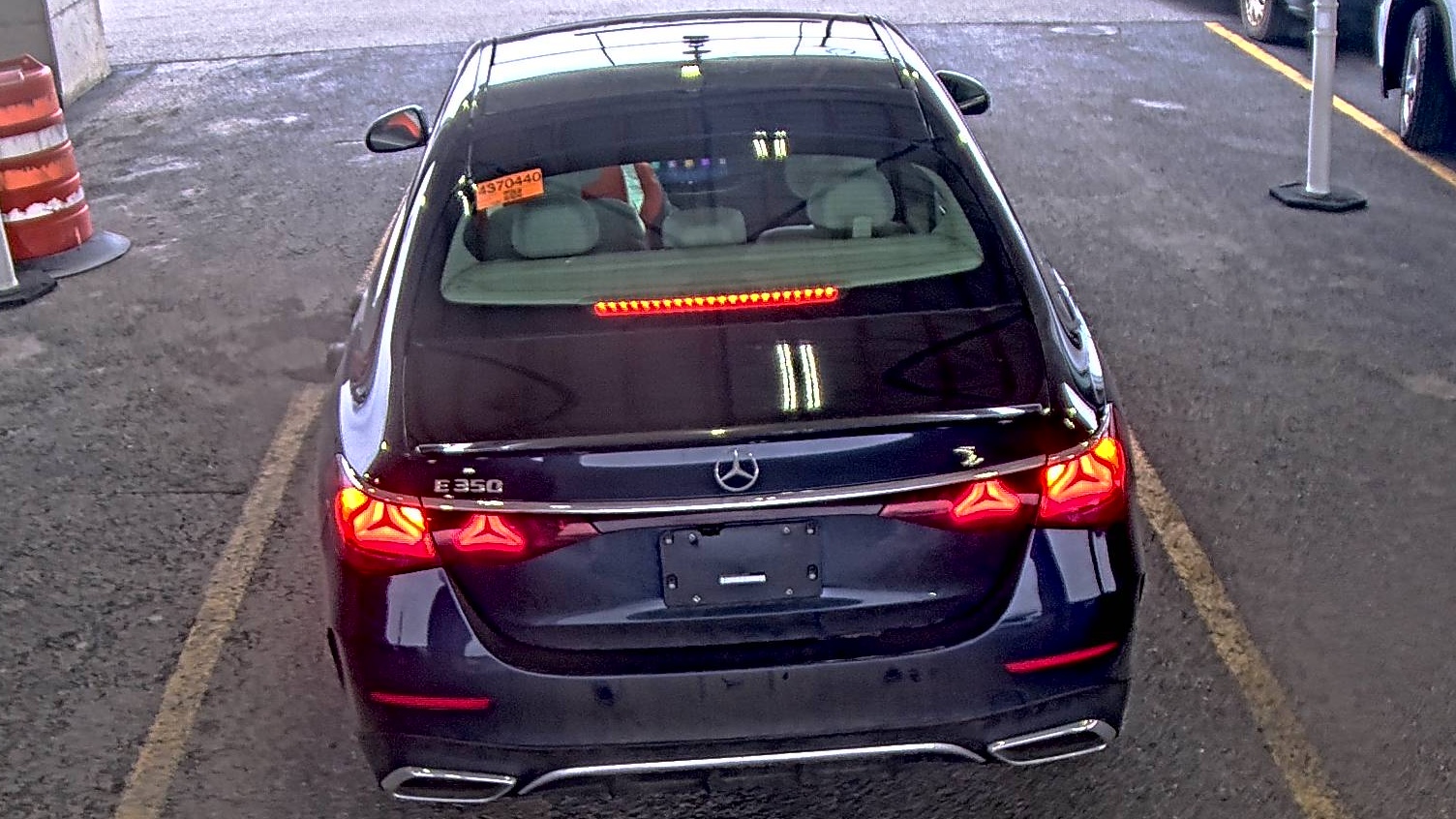 MERCEDES-BENZ E-CLASS - 6