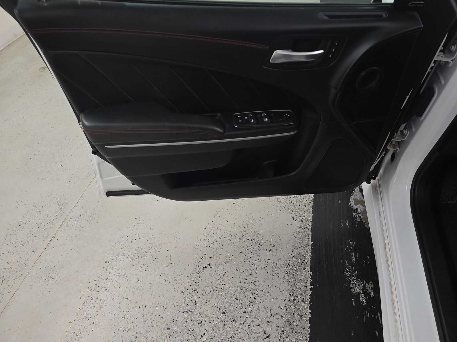 DODGE CHALLENGER - 10