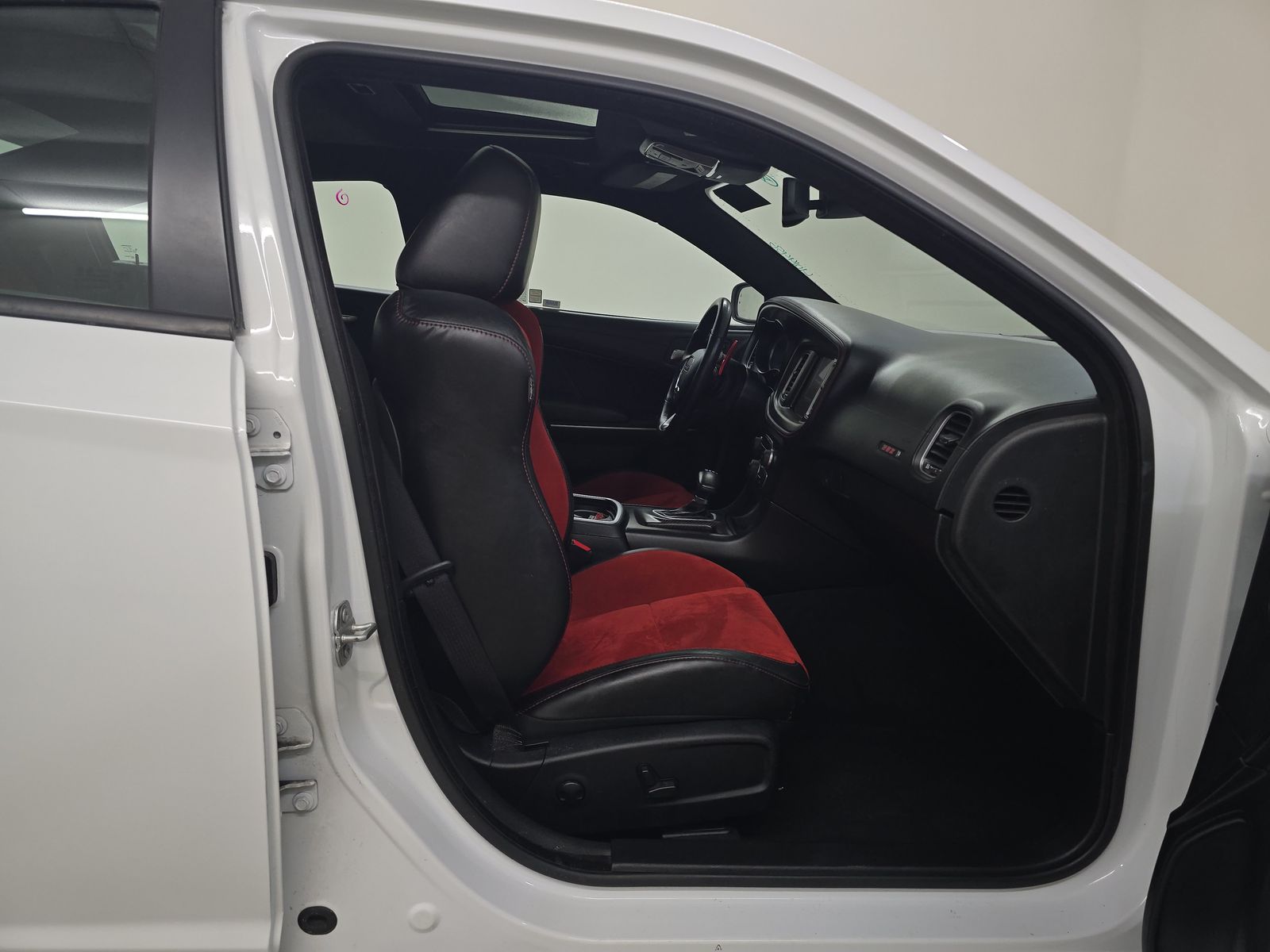 DODGE CHALLENGER - 9