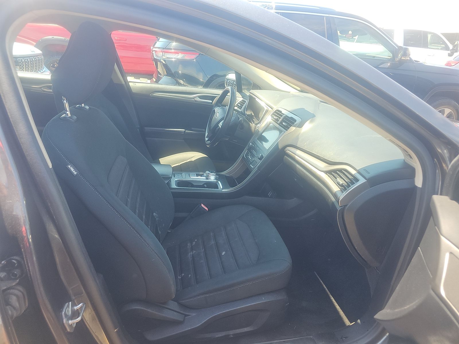 FORD FUSION - 9