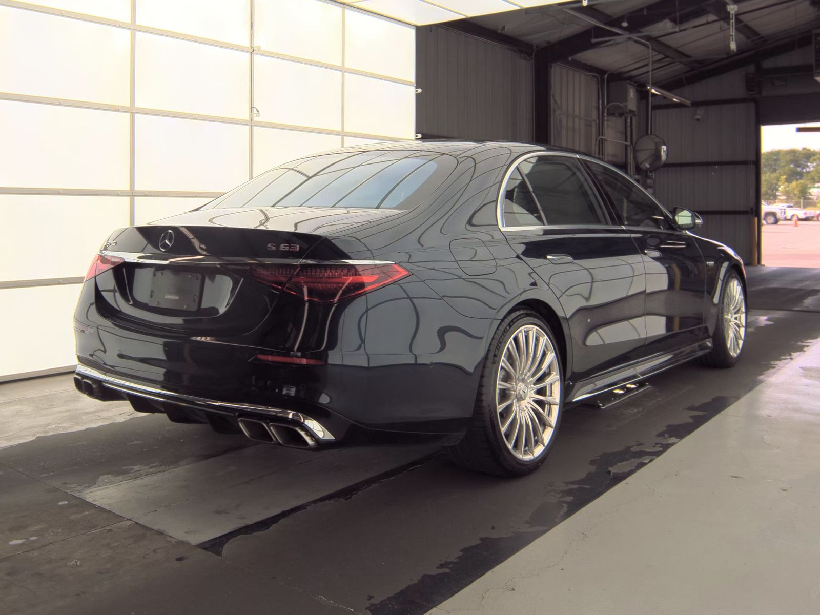 MERCEDES-BENZ S-CLASS AMG - 6