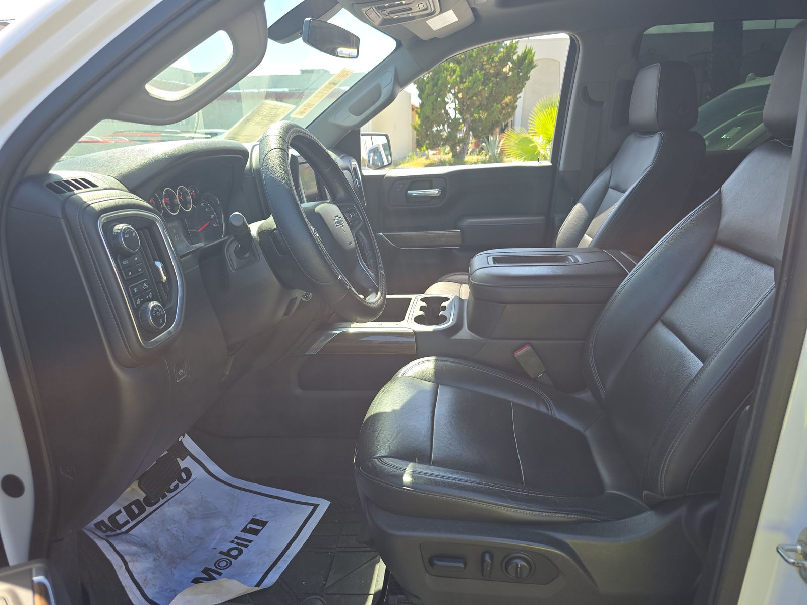 CHEVROLET SILVERADO - 8