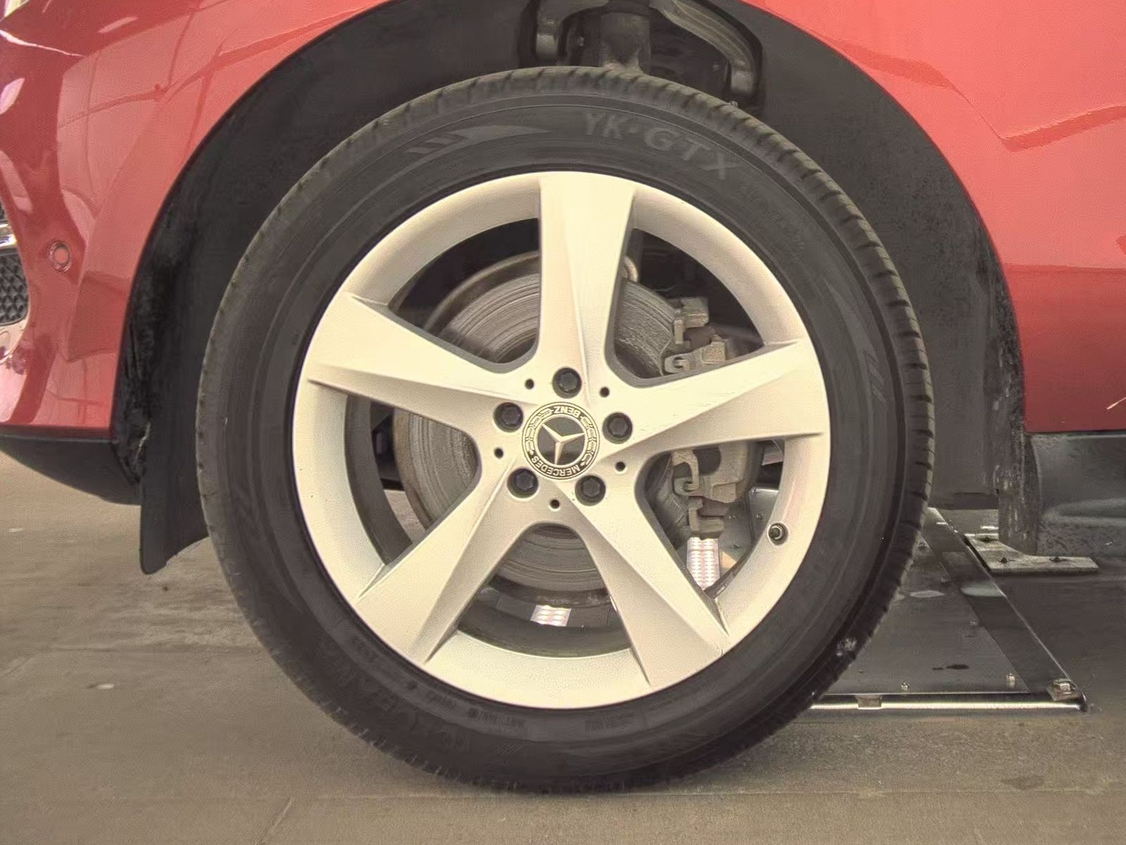 MERCEDES-BENZ GLE-CLASS - 10