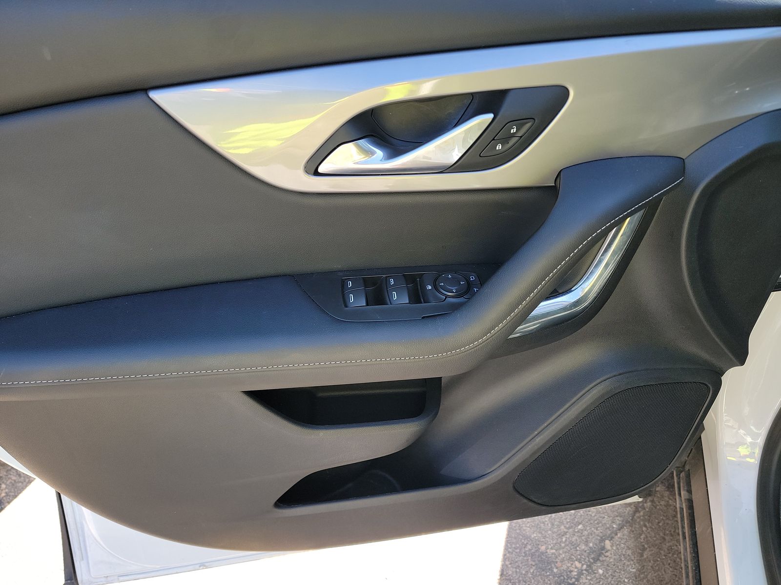 CHEVROLET CAMARO - 10