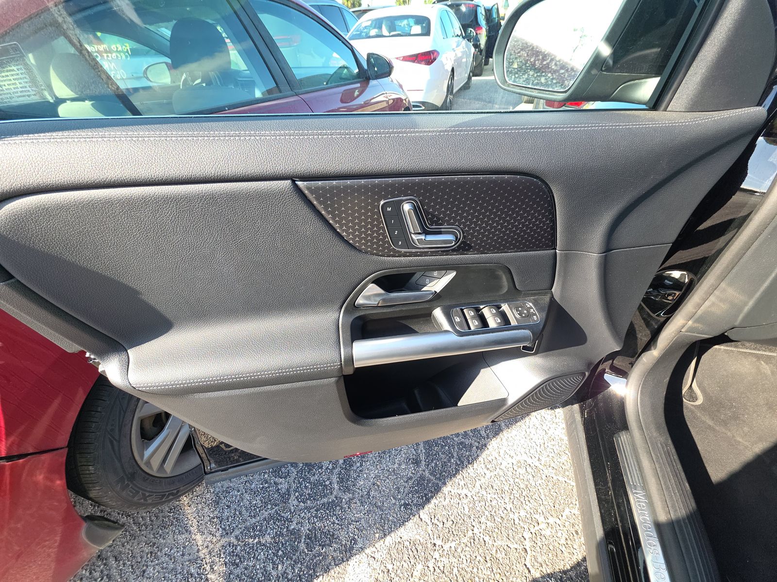 MERCEDES-BENZ GLA-CLASS - 10