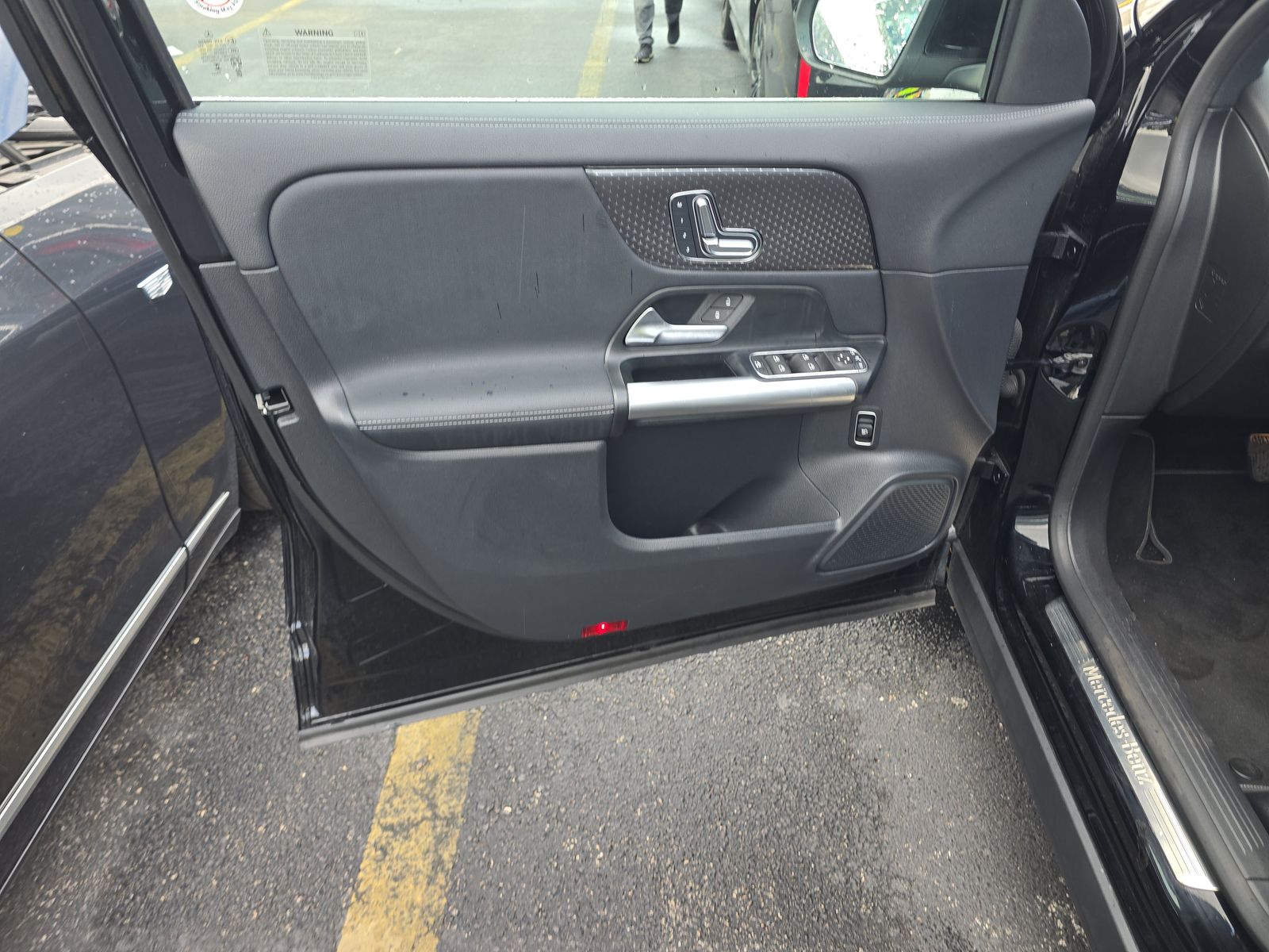 MERCEDES-BENZ GLA-CLASS - 10