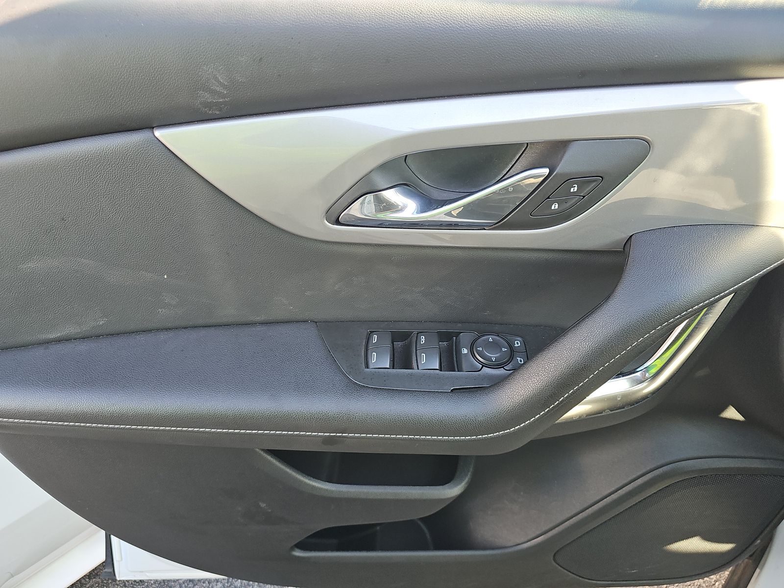 CHEVROLET CAMARO - 10