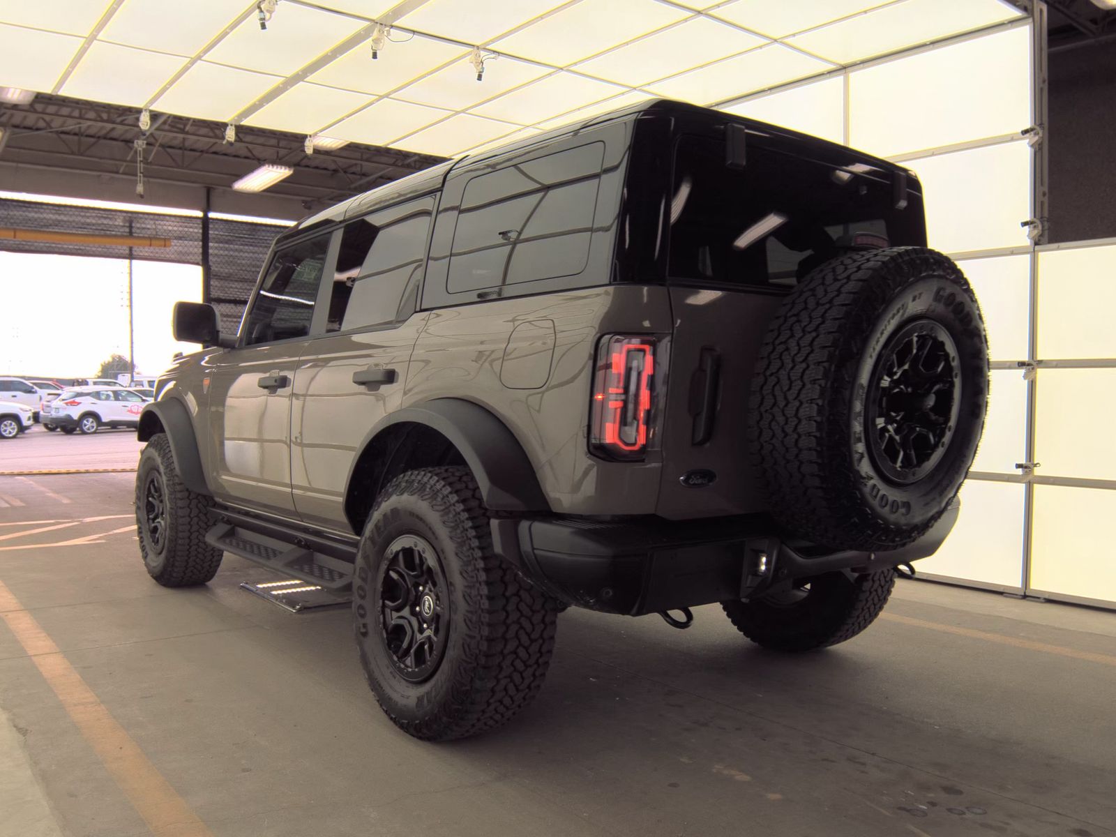FORD BRONCO - 9