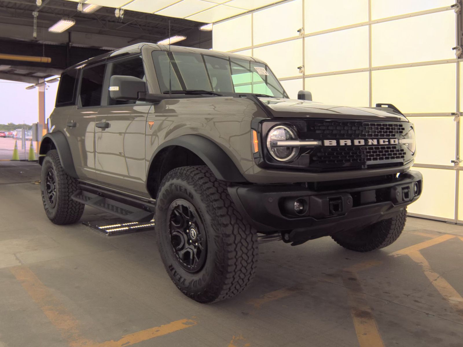 FORD BRONCO - 5
